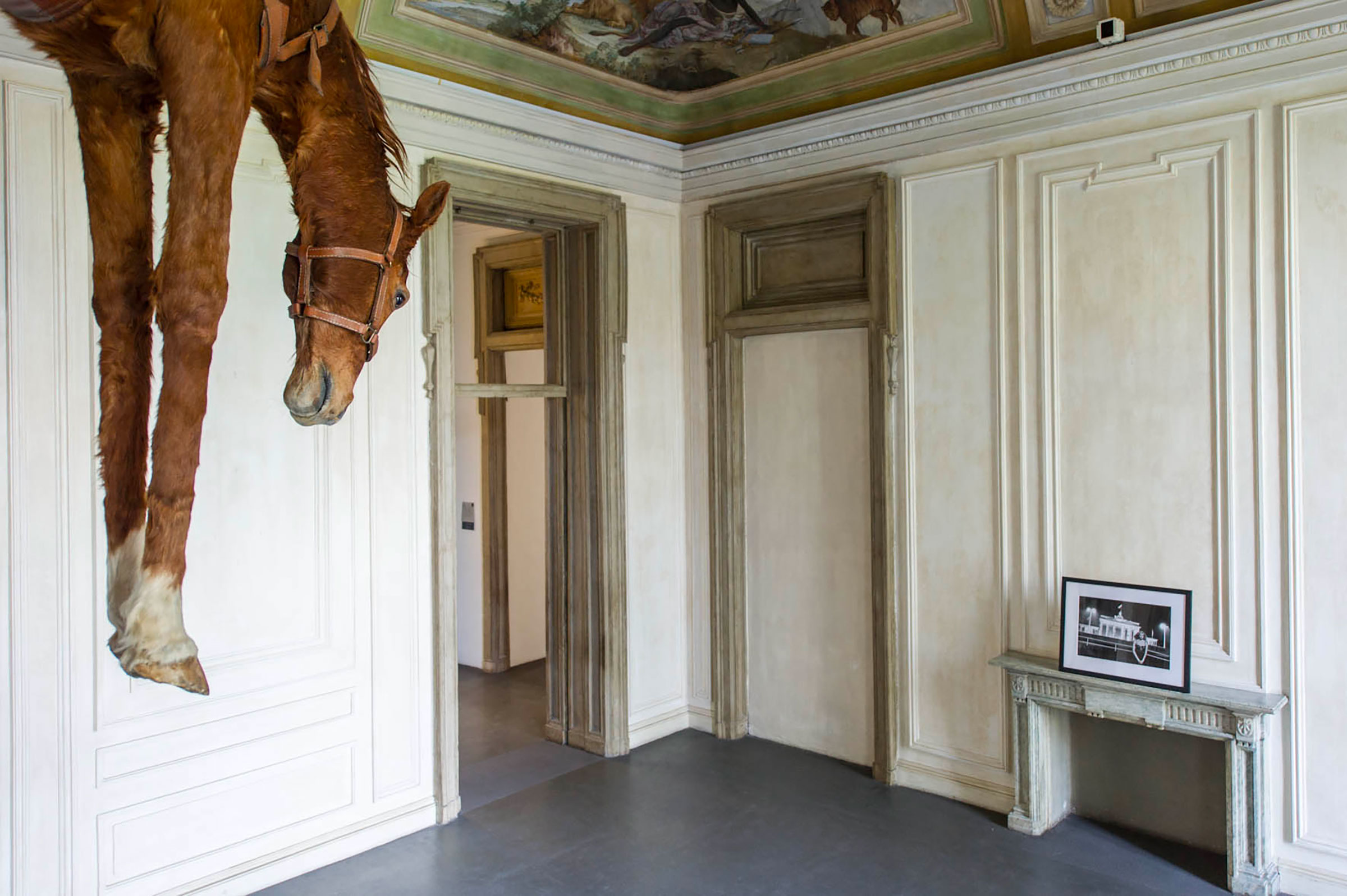 Maurizio Cattelan, Novecento, 1997, Helmut Newton, The Brandeburg Gate and the Berlin Wall, 1987